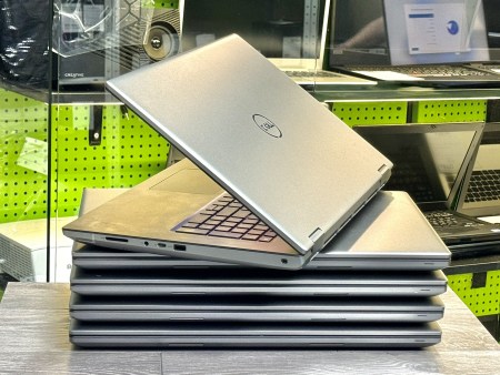 Dell Precision 7780 4